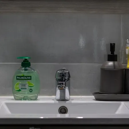 Gran Bilbao Xvi With Parking By Aston * 巴拉卡