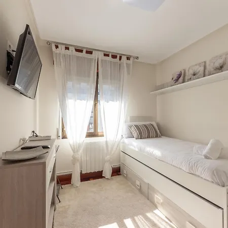 Gran Bilbao Xvi With Parking By Aston