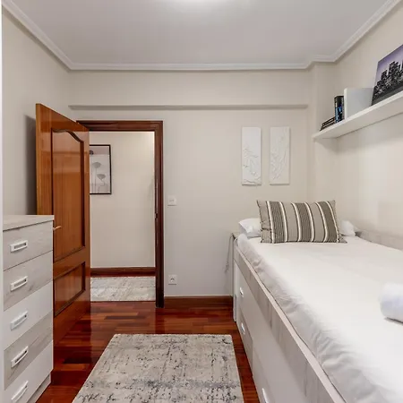 شقة Gran Bilbao Xvi With Parking By Aston *