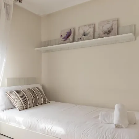 Gran Bilbao Xvi With Parking By Aston باراكالدو